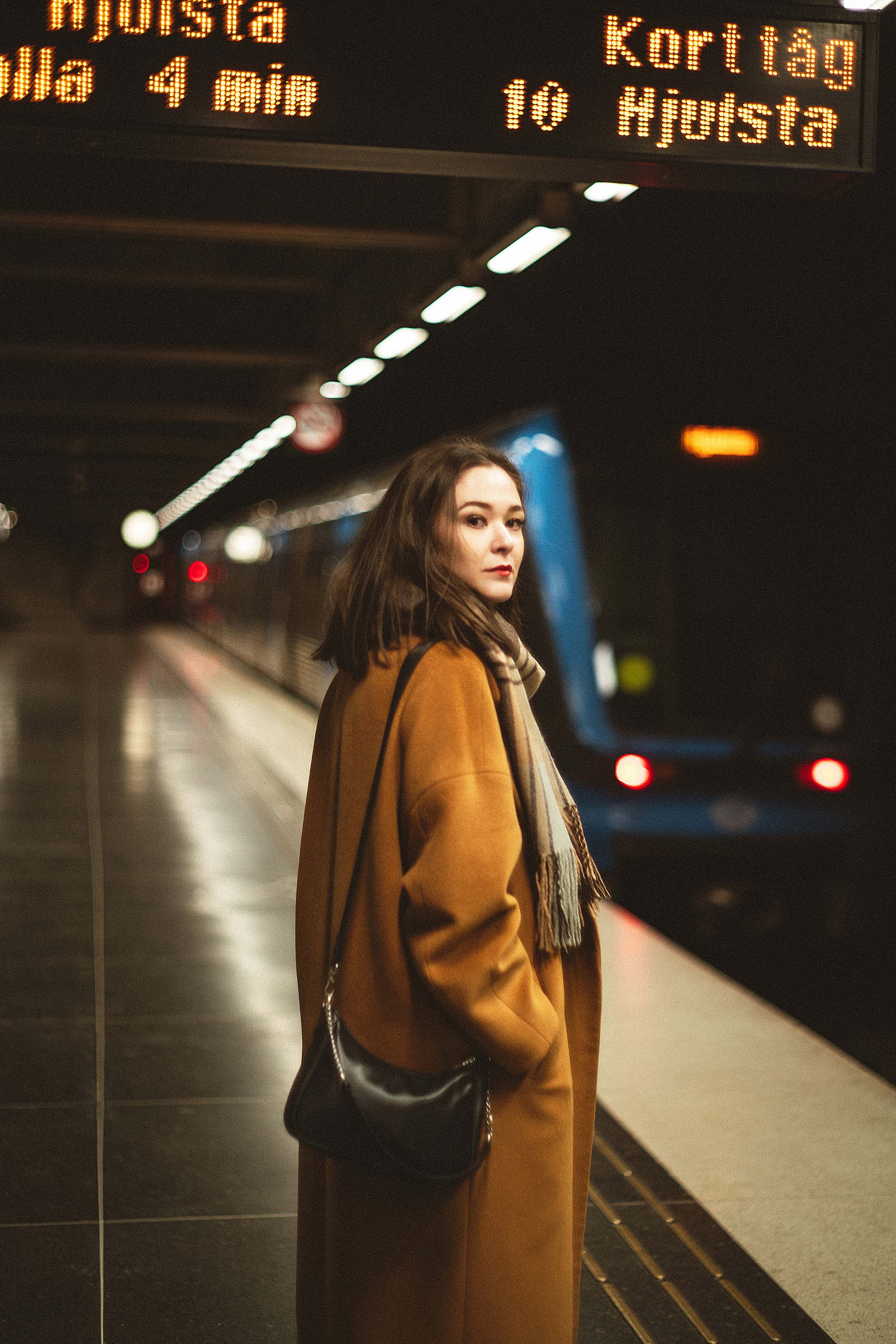 Artistic Portraits in Stockholm’s Subway: A Theater Coach at Solna Strand and Västra Skogen — photograph 4 of 17